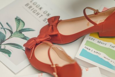 Zo draag je de ballerina in 2026 zonder er 2007 uit te zien